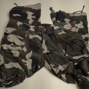 Arizona Jean Co Camo Light Corduroy - Size 13